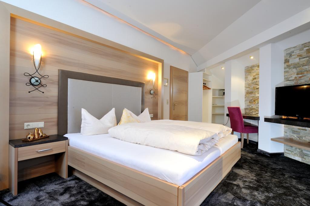Hotel Garni Stefanie Ischgl Cameră foto